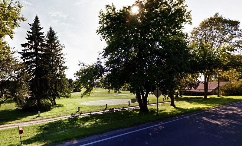Riverbend Golf Course - 2012 Street View